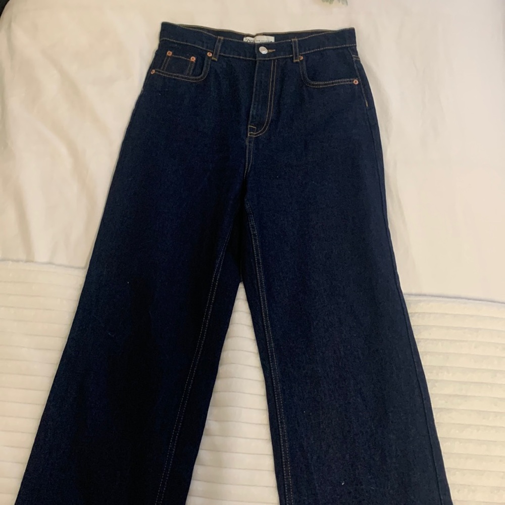 Zara denim cutoff jean with gold stitching